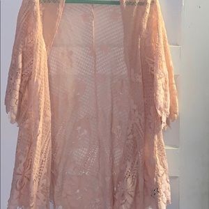 Torrid blush lace kimono size 1/2